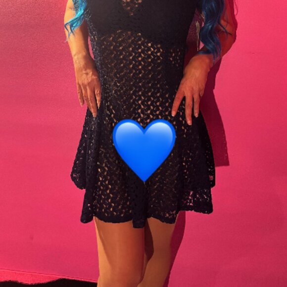 NWT SPEECHLESS NAVY BLUE CUT OUT SEE THROUGH DRESS A LINE MINI MEDIUM - Picture 4 of 10